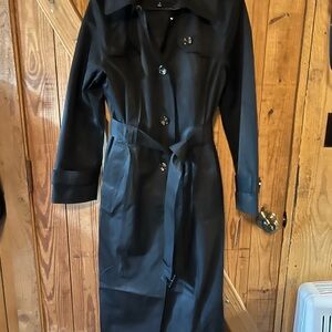 London Fog women’s single breasted black trench raincoat Medium